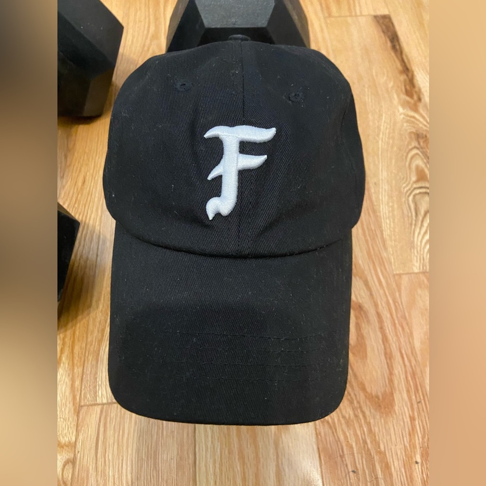 Forward observations Group hat. Never worn. Only tried it on. Brand new.